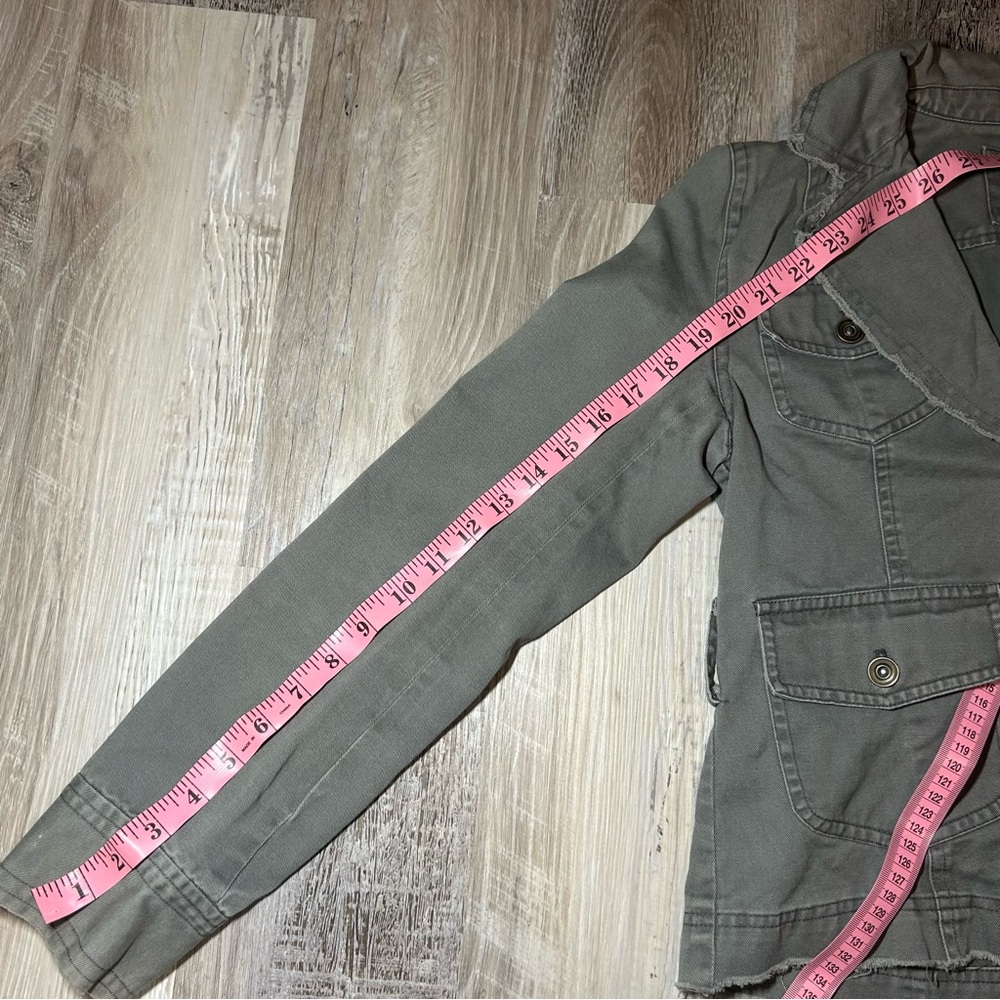 Maurices Distressed Charcoal Denim Button Up Jacket Small - Picture 10 of 10